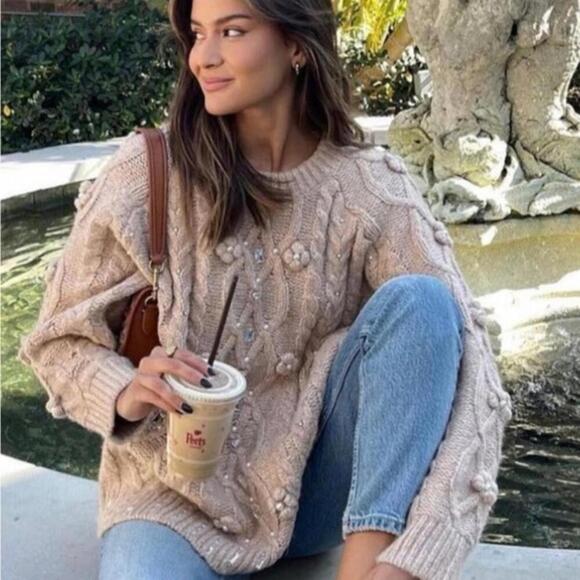 NWOT ZARA beige knit sweater Top with pearl beads and rhinestones M Medium